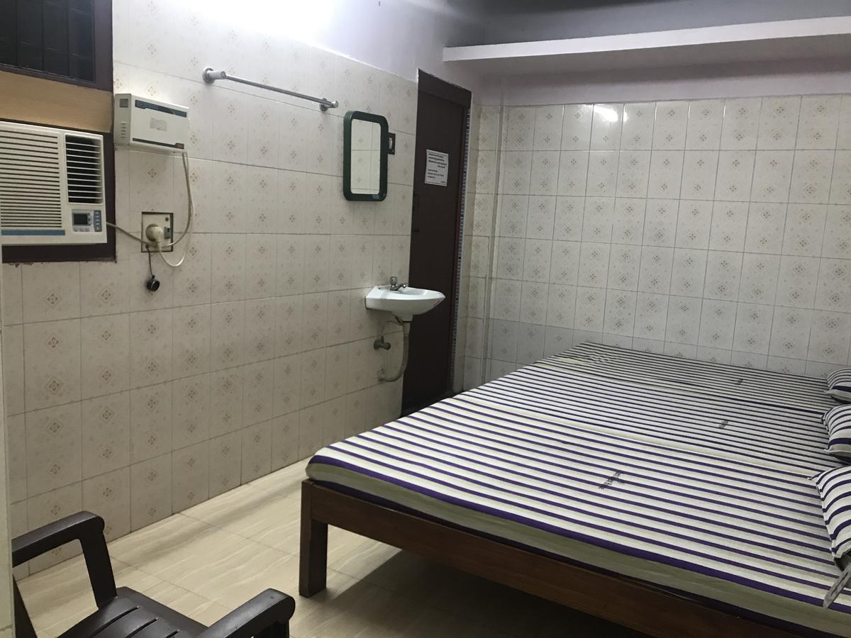 Merit Guest House Chennai Exterior photo