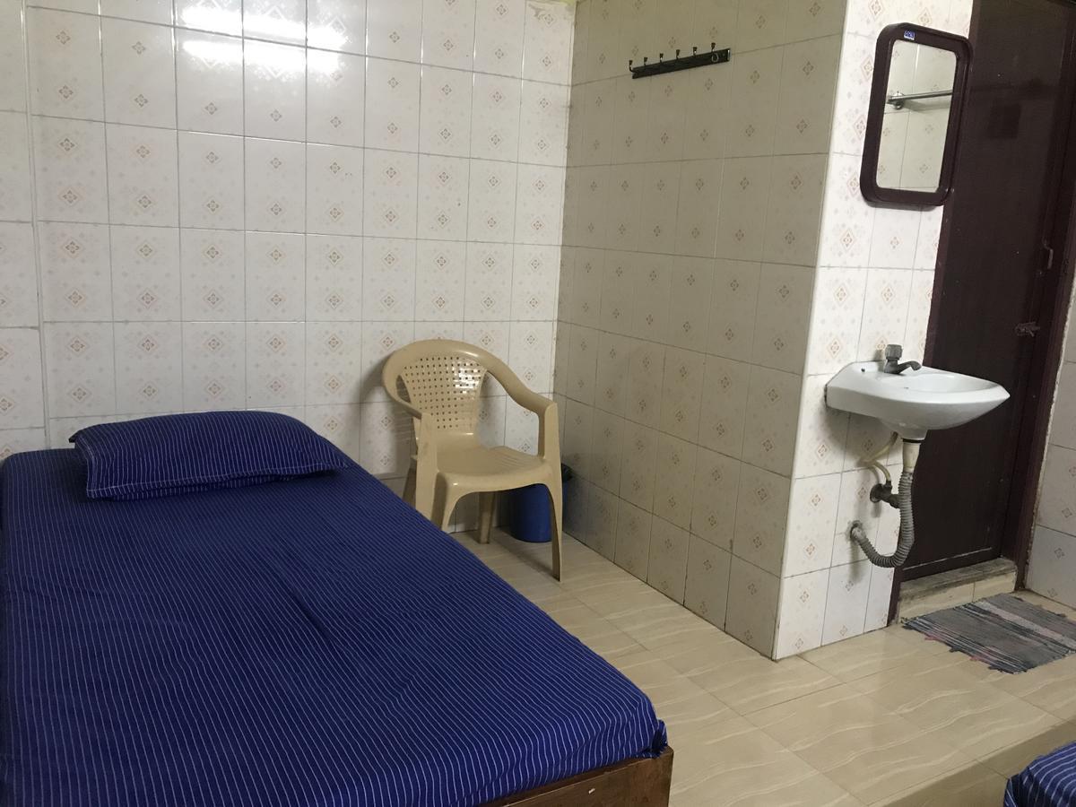 Merit Guest House Chennai Exterior photo